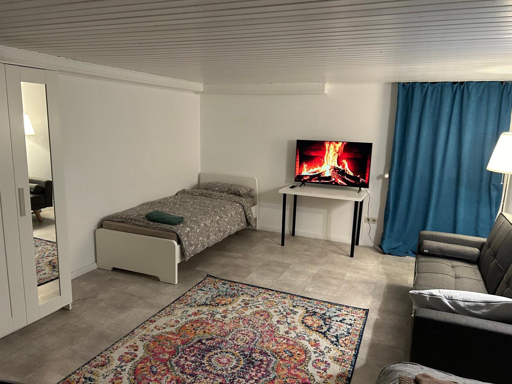 Souterrain Wohnung In Der Naehe Vom Duesseldorfer Flughafen 拉廷根 外观 照片